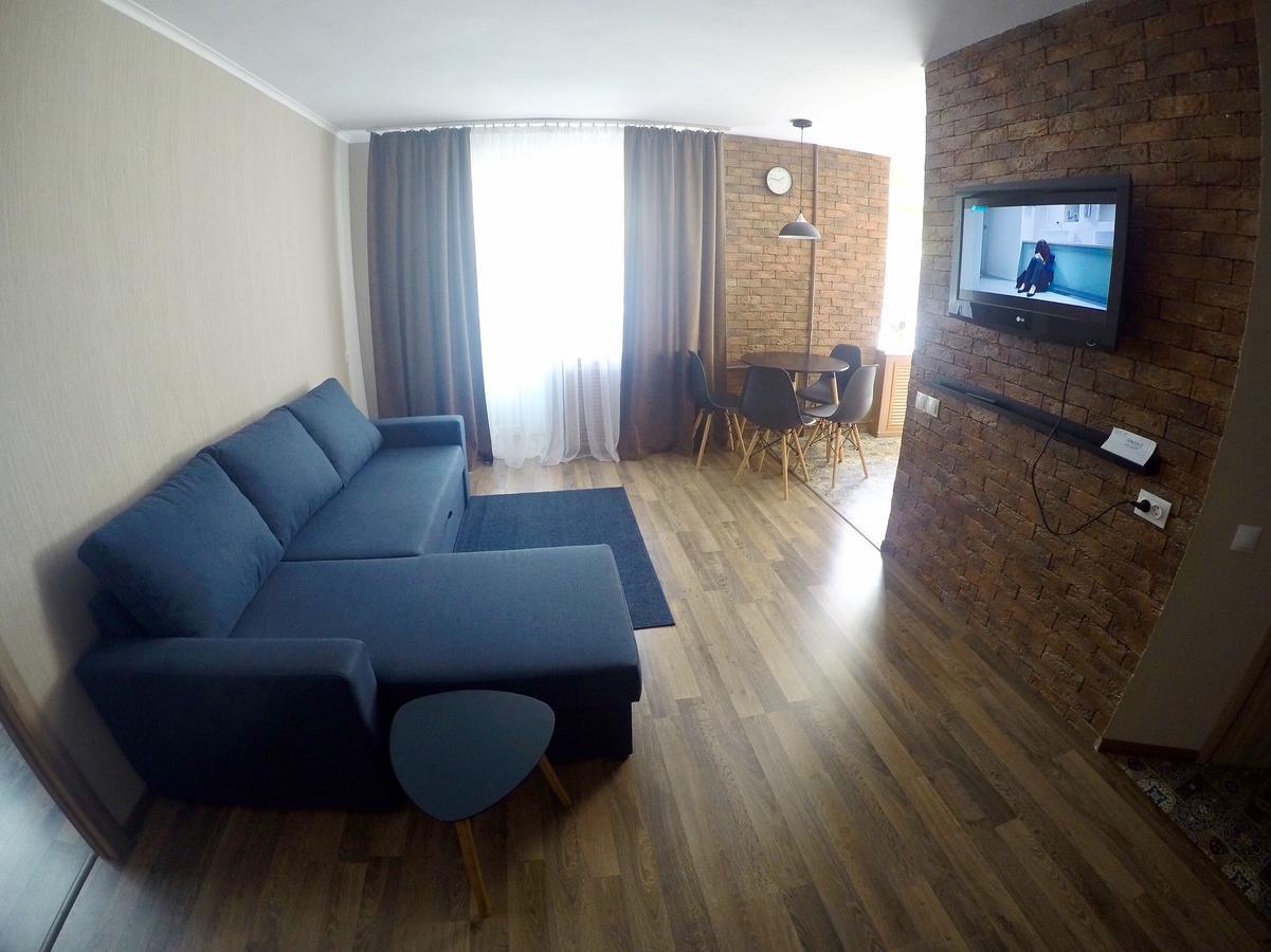 Apartment In The Center Csernyihiv Kültér fotó